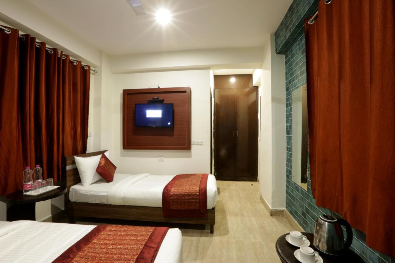 Hotel Emerald Suites At Airport New Delhi Luaran gambar