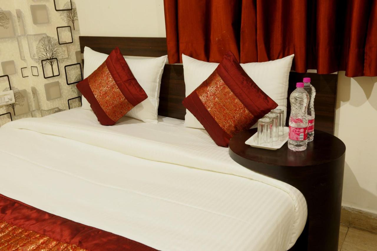 Hotel Emerald Suites At Airport New Delhi Luaran gambar
