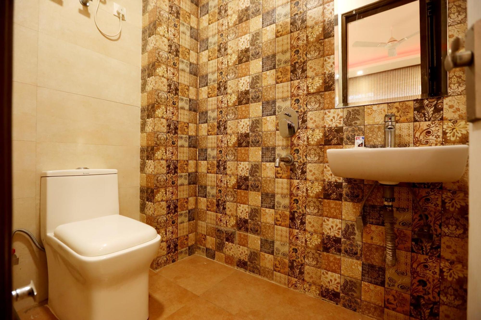 Hotel Emerald Suites At Airport New Delhi Luaran gambar
